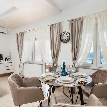 2 Bedroom Amazing In *
