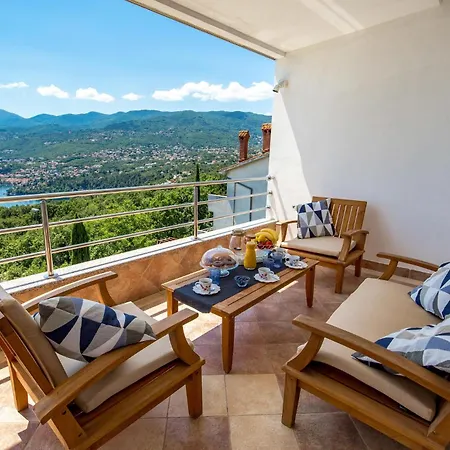 Appartement 2 Bedroom Amazing In *