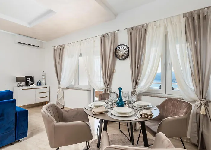 2 Bedroom Amazing In *