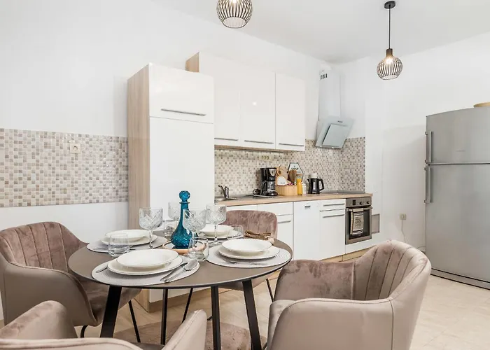 Apartmán 2 Bedroom Amazing In